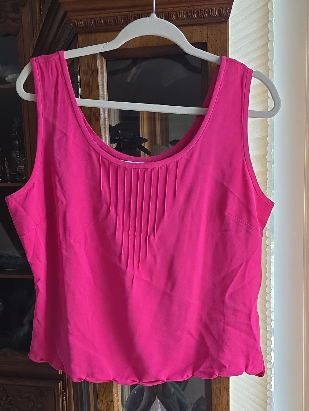 Doncaster Signature Hot Pink Sleeveless Pintuck Front Tank